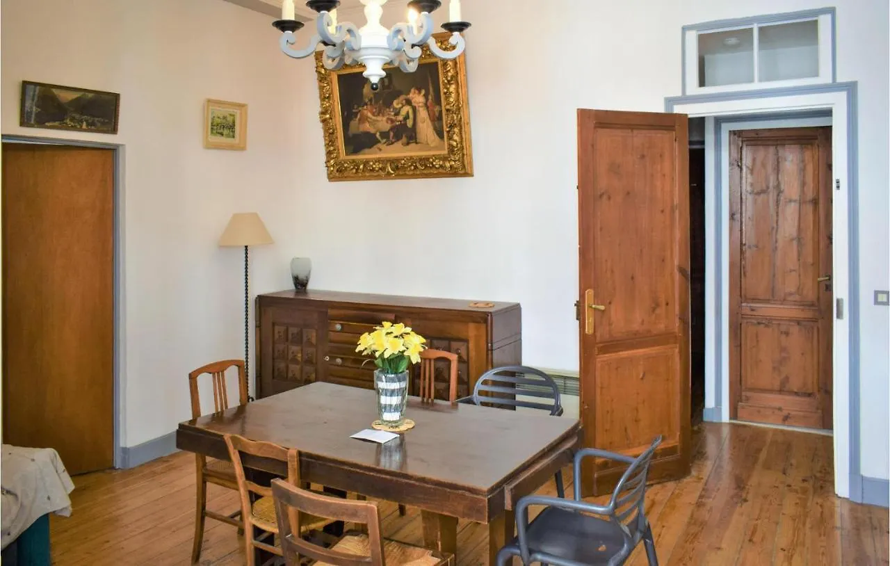 3 Bedroom Nice Apartment In Cauterets
