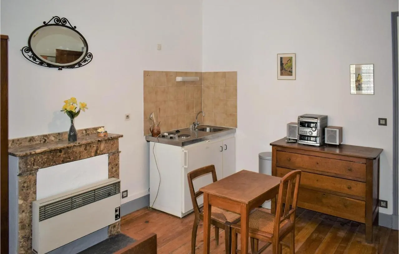 3 Bedroom Nice Apartment In Cauterets